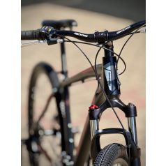 NEUZER JUMBO 19'VÁZ   PIROS/FEKETE